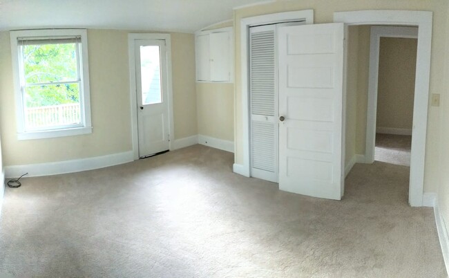 Bedroom - 75 Lanier St