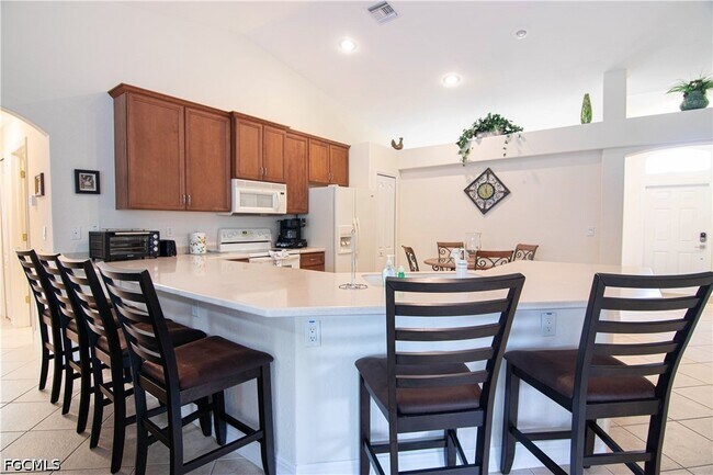 Building Photo - 5023 Agualinda Blvd