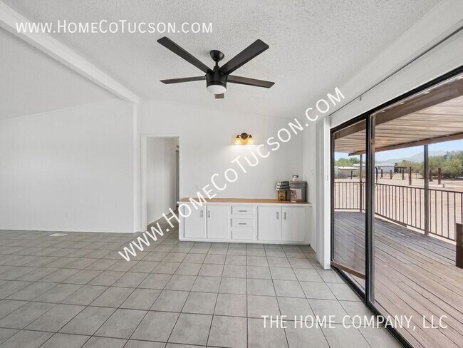 Building Photo - 12151 W Blue Quail Pl