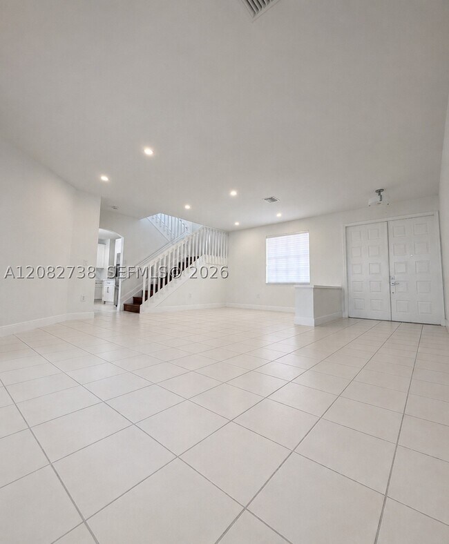 Building Photo - 14303 SW 159th Pl