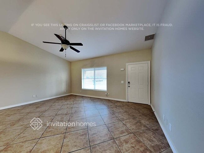 Building Photo - 6439 E Albany St