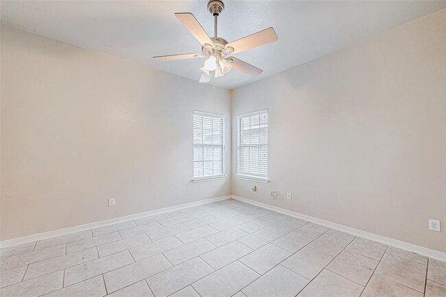Building Photo - 9514 Sedge Wren Ct