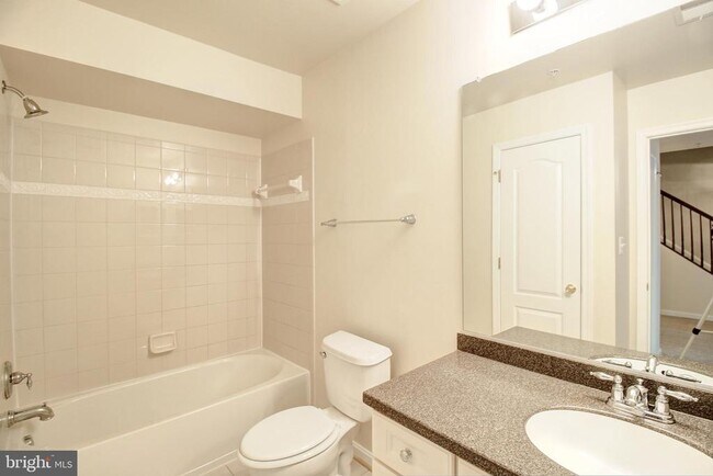 Building Photo - 111 Twin Eagle Ct