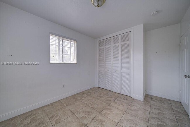Building Photo - 11250 SW 7th St