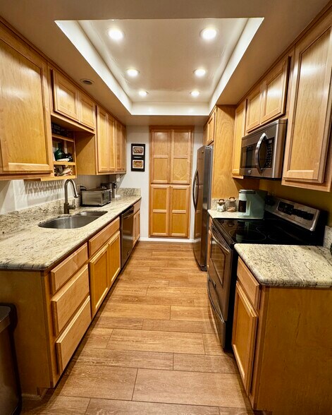 Building Photo - 25611 Quail Run