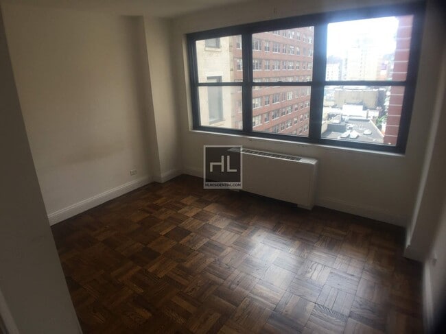 Building Photo - 96-95 5th Ave