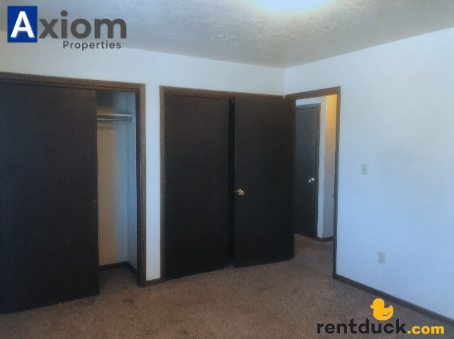 Building Photo - 1156 Freeman-B