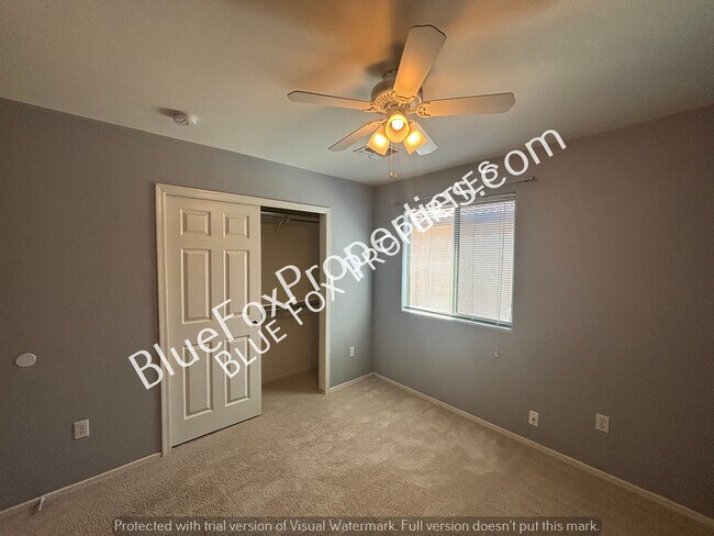 Building Photo - 7135 S Oakbank Dr