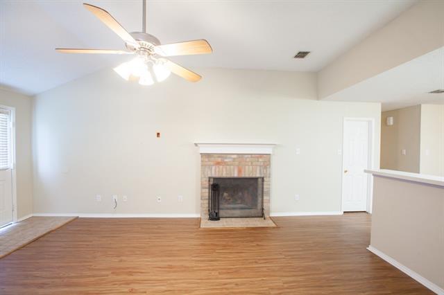 Building Photo - 1118 Water Oak Way