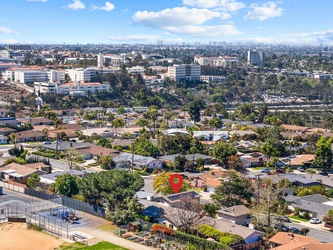 Building Photo - Lovely Del Cerro Home w/Solar and A/C
