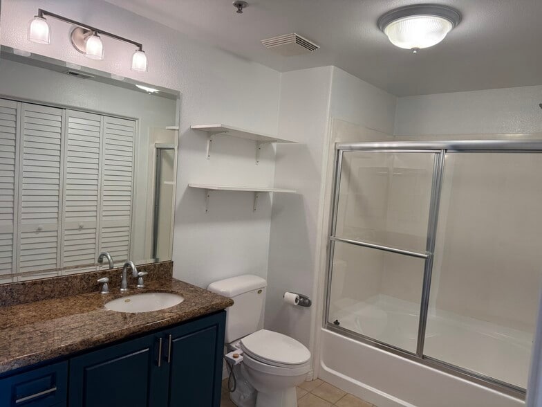 Building Photo - 3887 Pell Pl