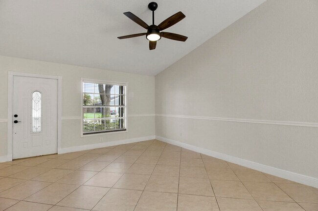 Building Photo - 7870 Blackwood Ln