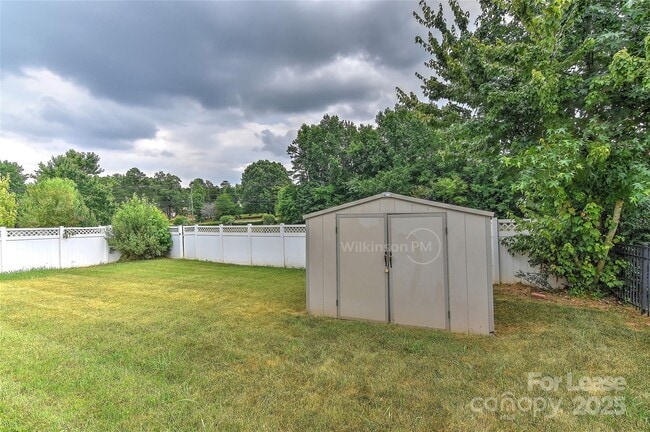 Building Photo - 15723 Wood Duck Crossing Dr