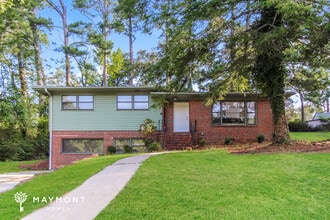 Building Photo - 712 Arrow Rd