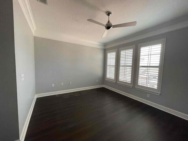 Building Photo - 9823 Tapestry Park Circle