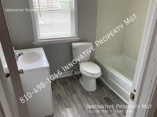 Building Photo - 1405 Lincoln Dr