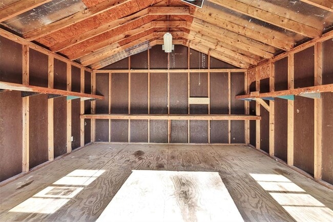 Building Photo - 4967 Lazy Ln