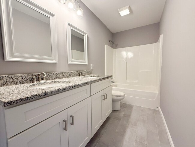 Building Photo - 3-Bedroom Home with Garage and Large Deck in Baxter