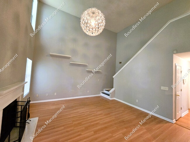 Building Photo - 2261 Charleston Pointe SE