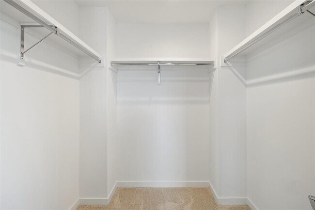 Building Photo - 705 Ariana Ct