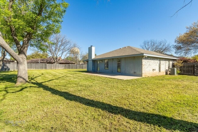 Building Photo - 2957 Oak Ridge Ct