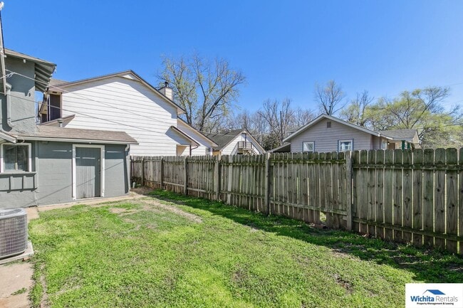 Building Photo - 2 bedroom 1 bath home