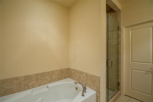 Building Photo - 708 Skyline Bluff Ct