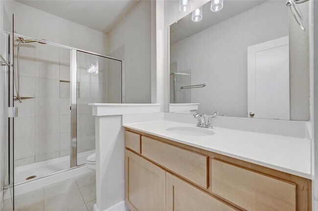 Building Photo - 317 Rock Knl St