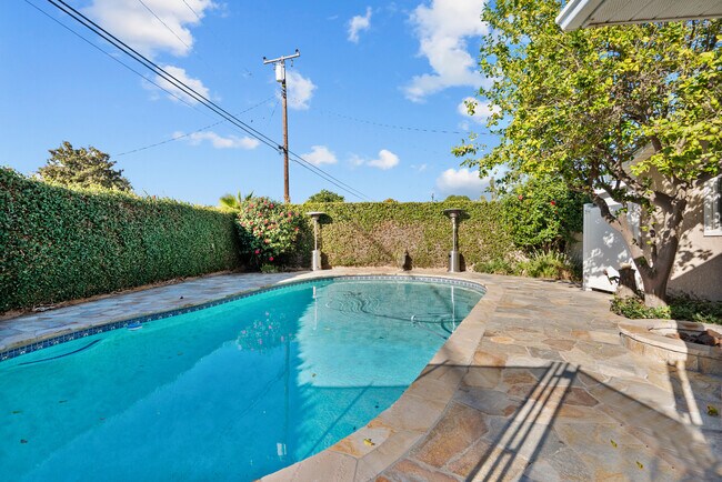 Building Photo - 3177 Austin Ave