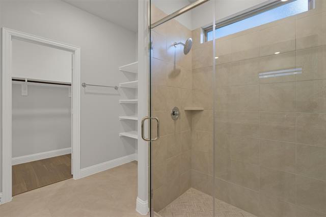 Building Photo - 3609 San Clemente Dr
