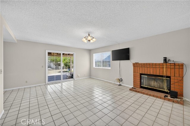 Building Photo - 10728 Valley Dr