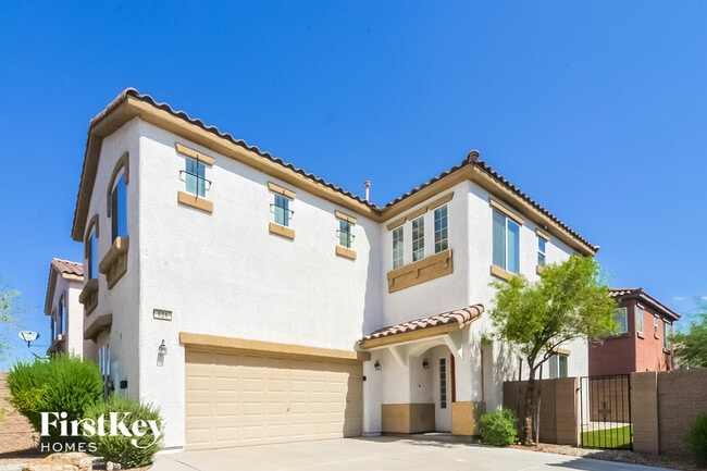 Building Photo - 624 Summit Valley Ln