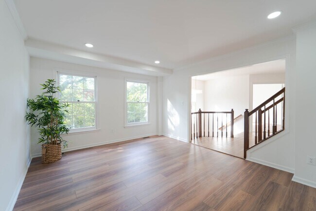 Building Photo - Fabulous Home in Aquia Harbor