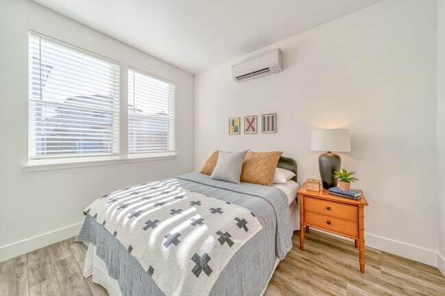 Building Photo - Phase 1 Bungalow Rental - Lot D40 Main