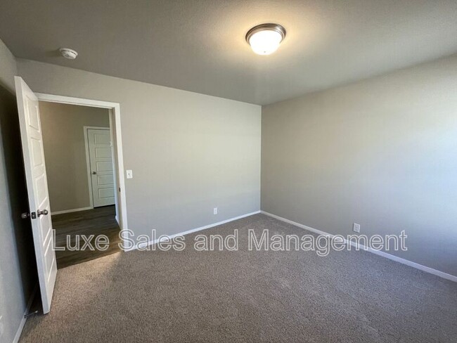 Building Photo - 16126 S 88th E Ave