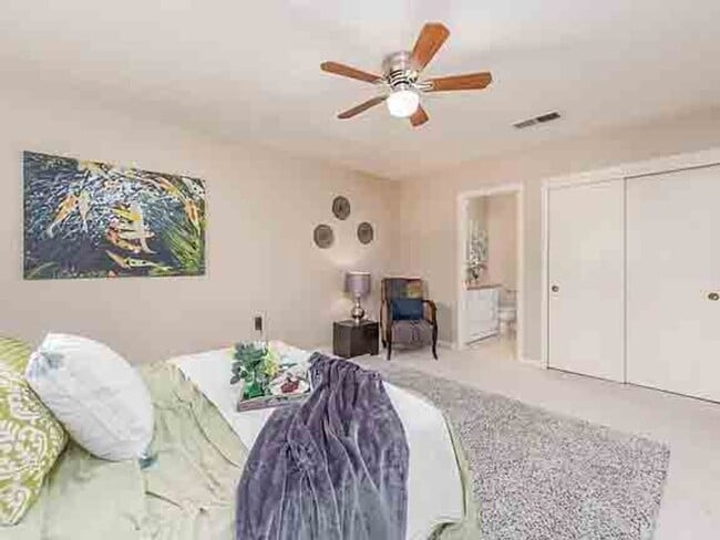 Building Photo - Gorgeous 3 Bedroom in Desired Park West Community