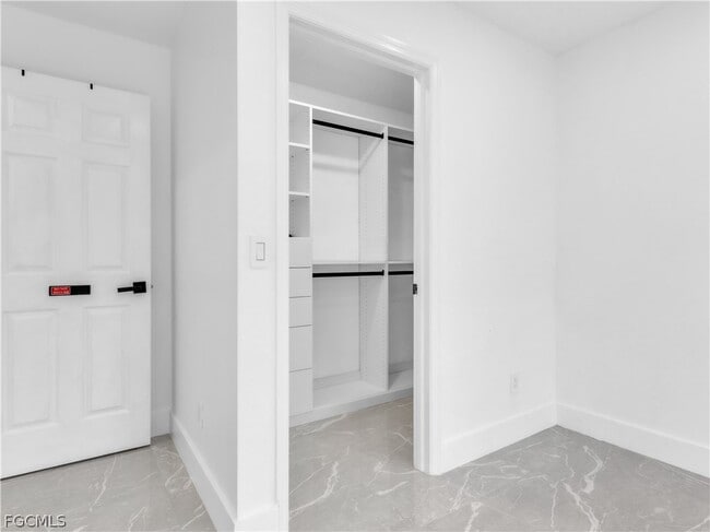 Building Photo - 2836 NW 5th St