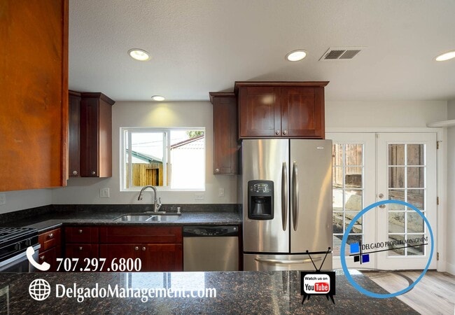 Building Photo - East Vallejo historic home with modern upgrades