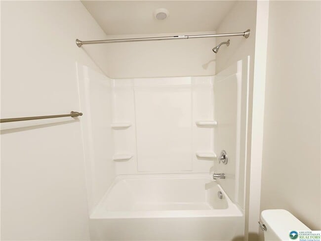 Building Photo - 1266 Susan Cir