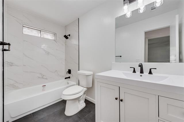 Building Photo - 2307 Glen Forest Ln