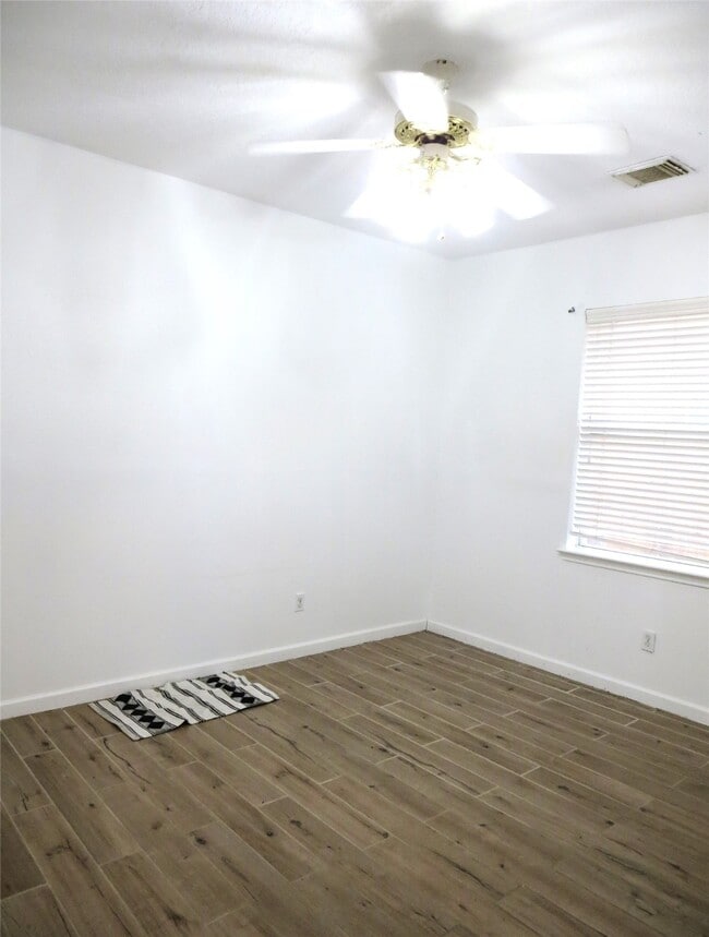 Building Photo - 13622 Anderson Woods Dr