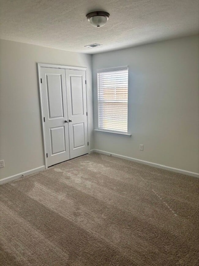 Building Photo - 4 BEDROOM RANCH HOME IN GROVETOWN!