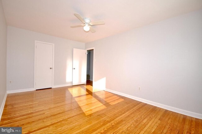 Building Photo - 8037 Pine Rd