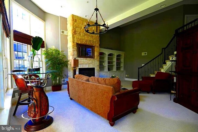 Building Photo - 20366 Fallsway Terrace