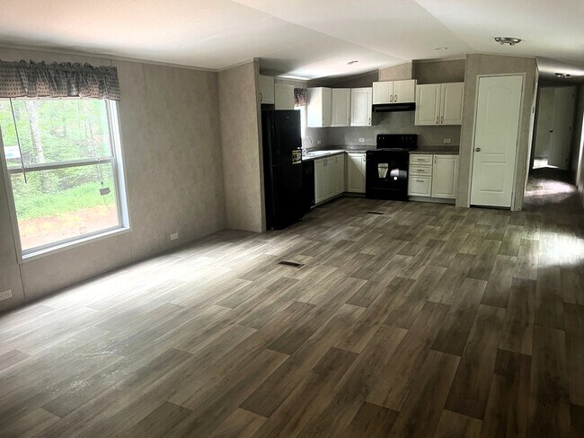 Building Photo - 211 Wauka Ridge Rd