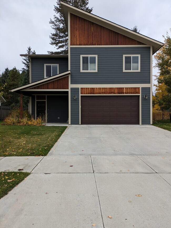 Primary Photo - Brimstone