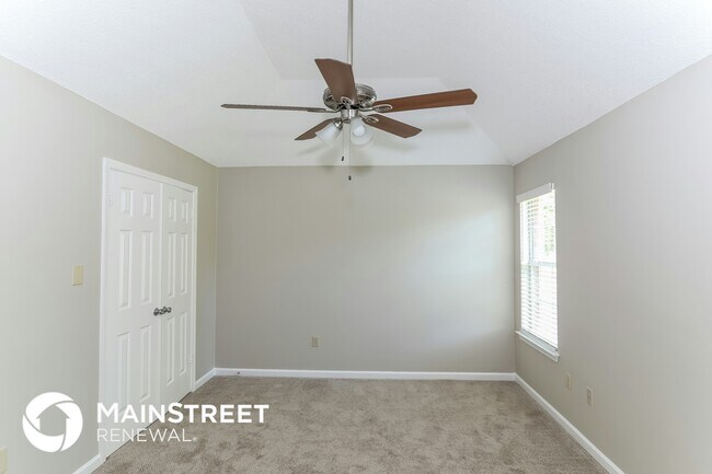 Building Photo - 4072 Angelace Dr N