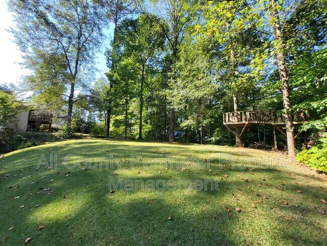 Building Photo - 363 Indian Hills Trail