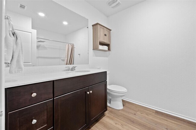 Building Photo - 14417 Dora Amellia Cv