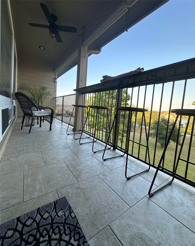 Building Photo - 17570 Hwy 105 W